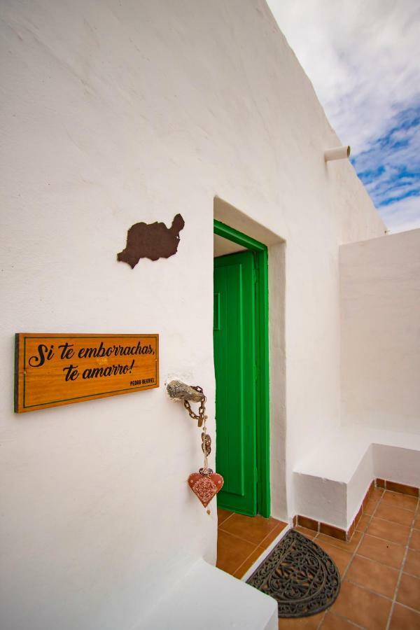 Affittacamere Casa Mi Tio Perico Mala Esterno foto