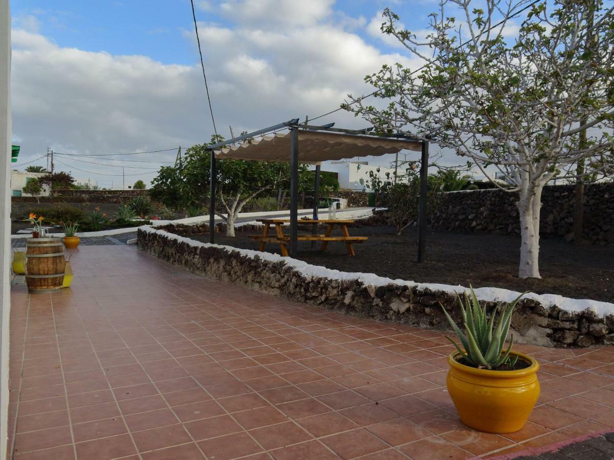 Affittacamere Casa Mi Tio Perico Mala Esterno foto